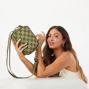 NWT Aloha Collection LE TOUR Checkmate Bag